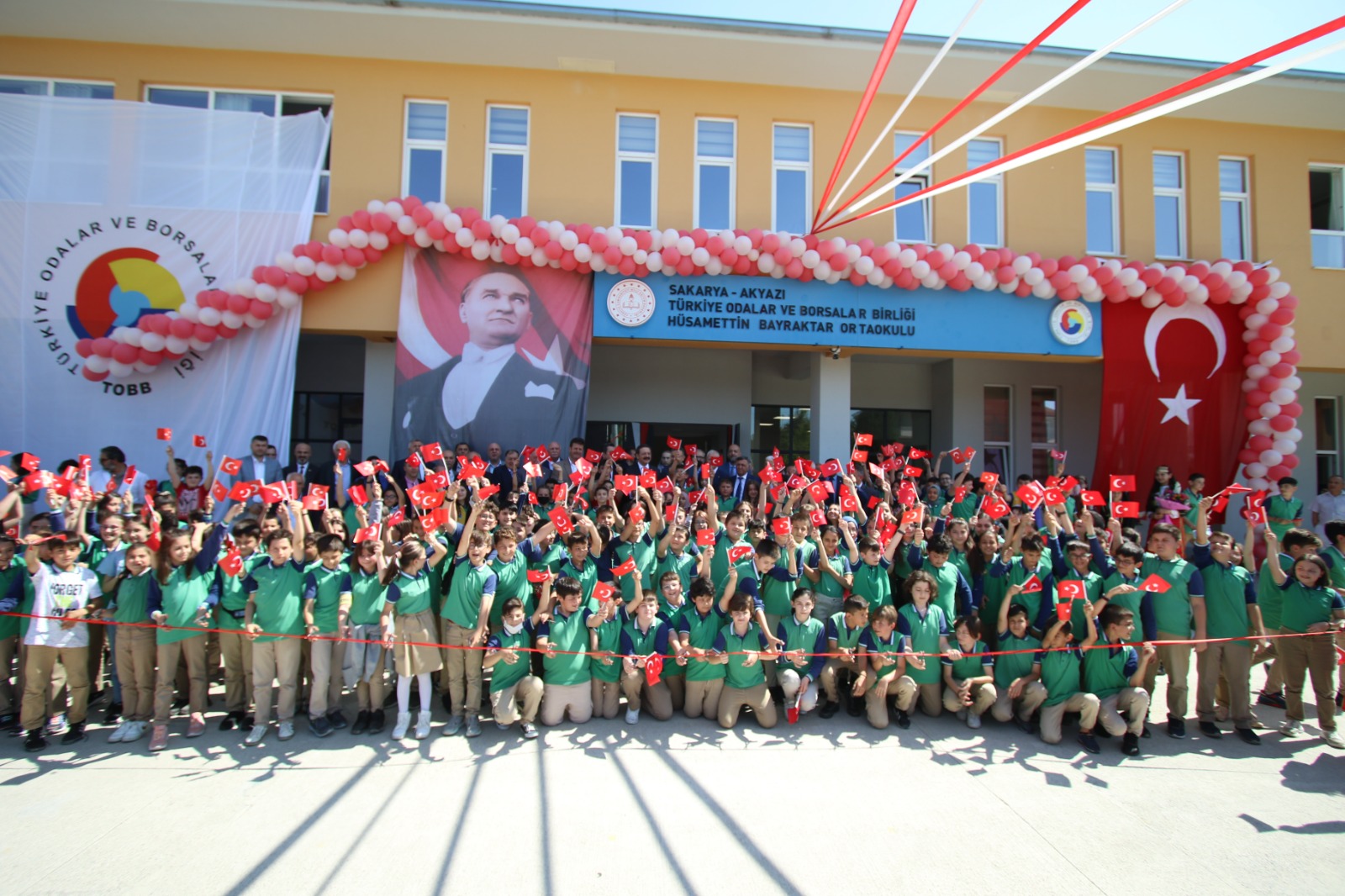 Akyazı'da okul açılışı