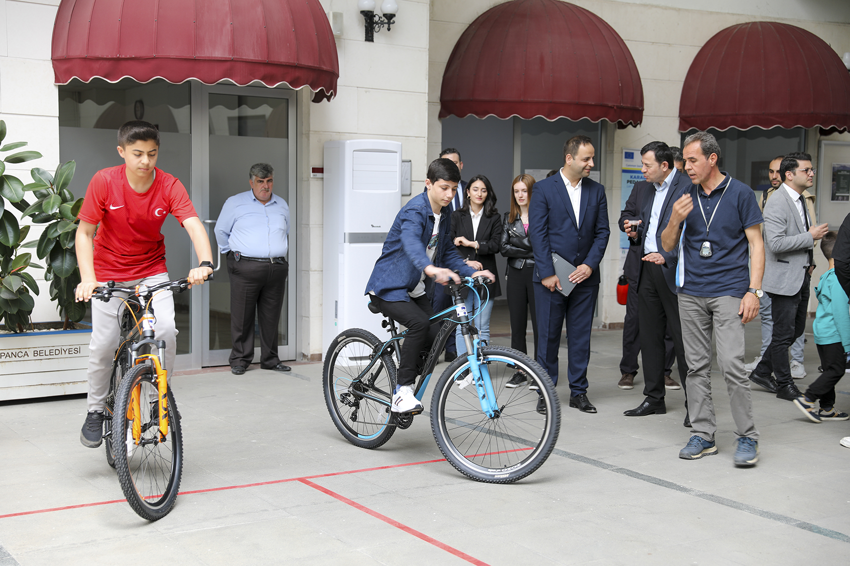 SUBÜ'de 'Bisiklet Odası' açıldı