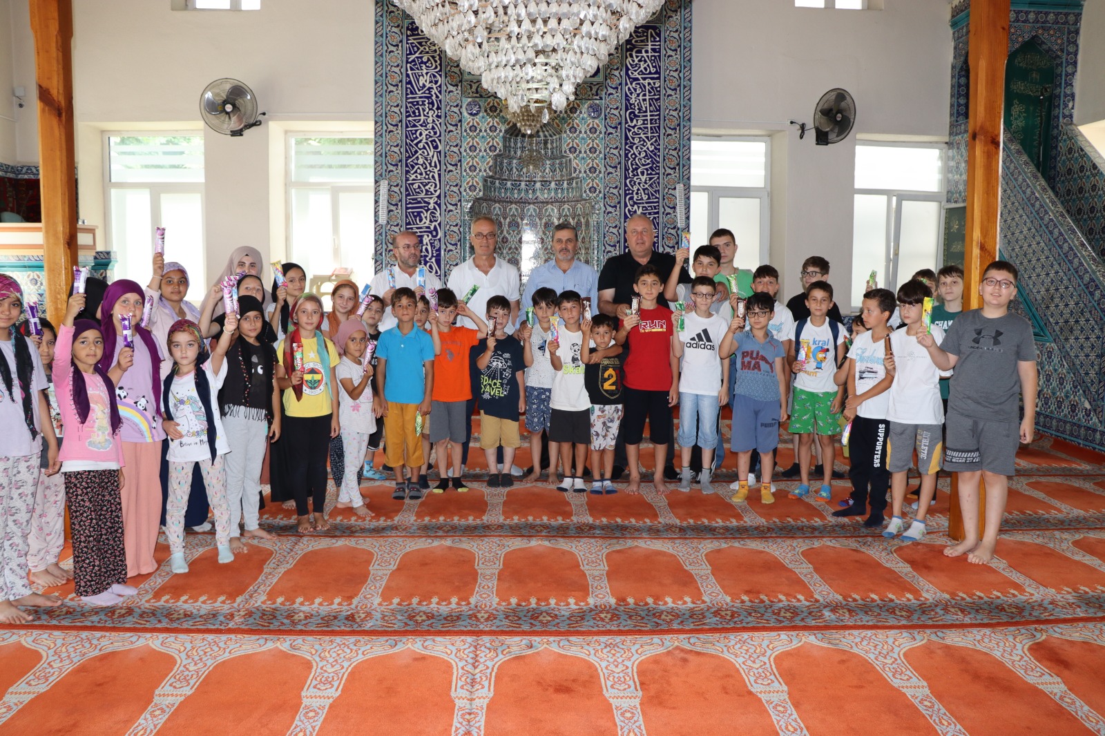 Başkan Özten çocukları tebrik etti