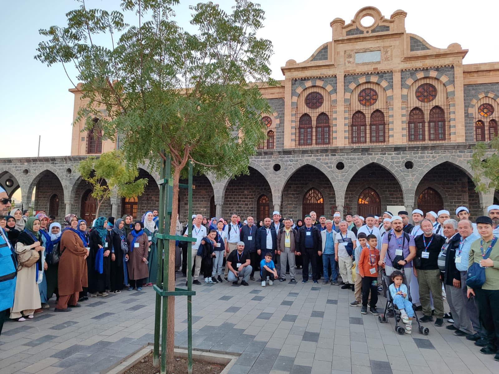 Eğitim-Bir-Sen’liler Umreden Döndü