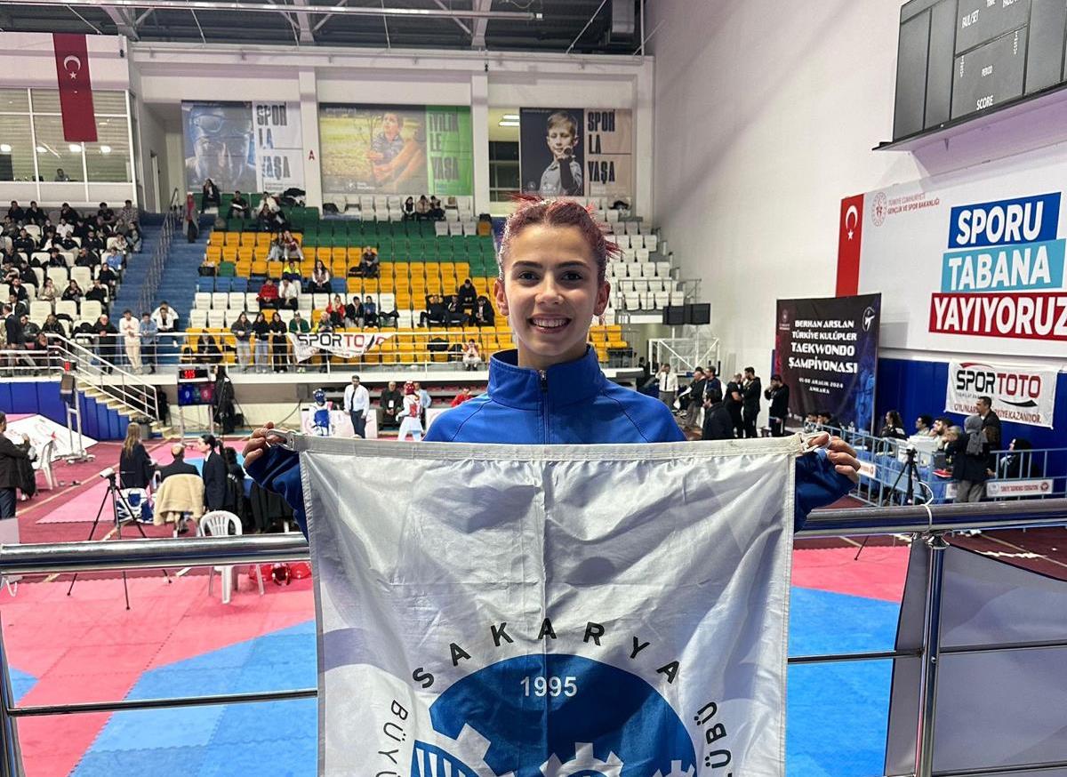 Tarakçı ay-yıldızlı bayrağı dalgalandıracak