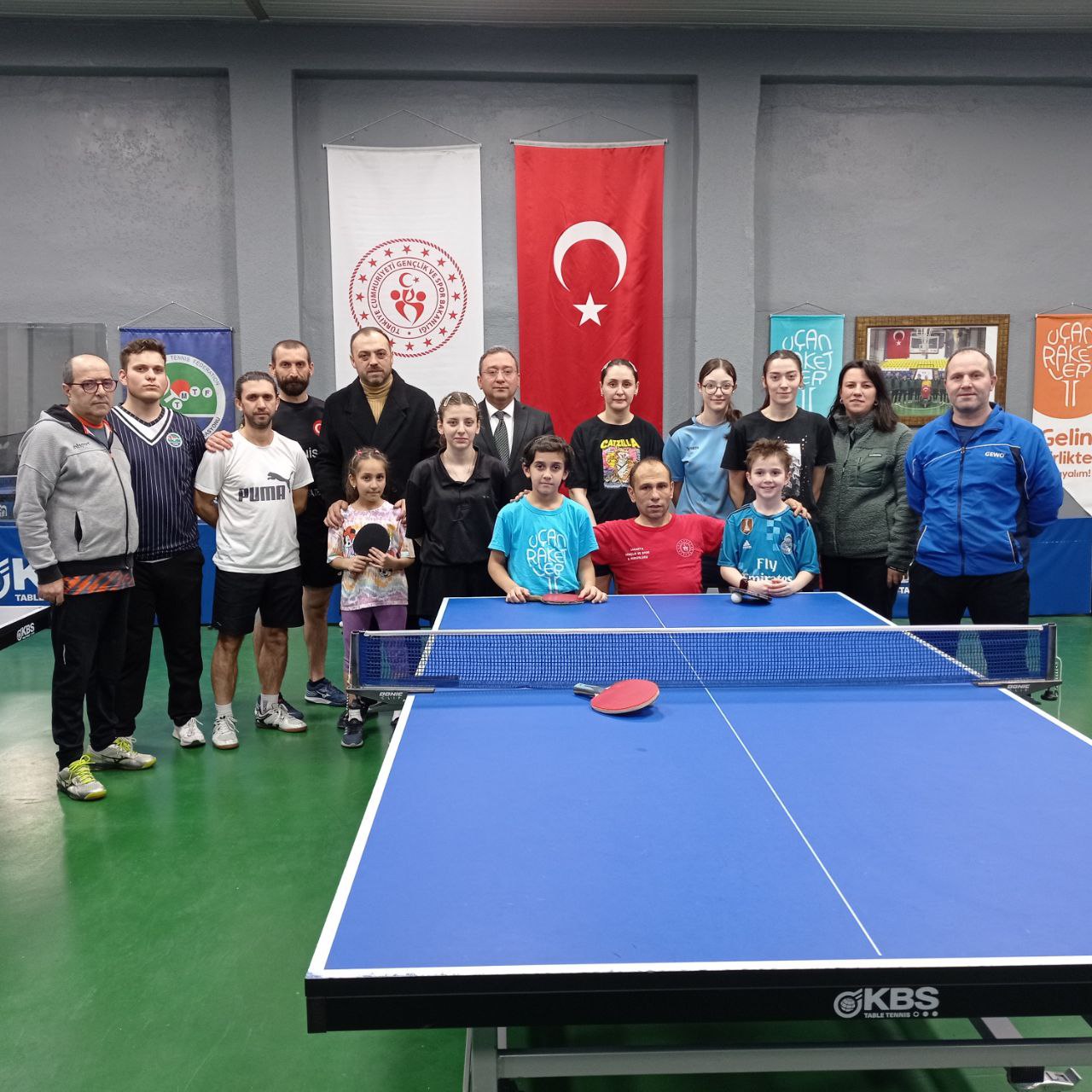 Sınav öncesi tenisçilere moral