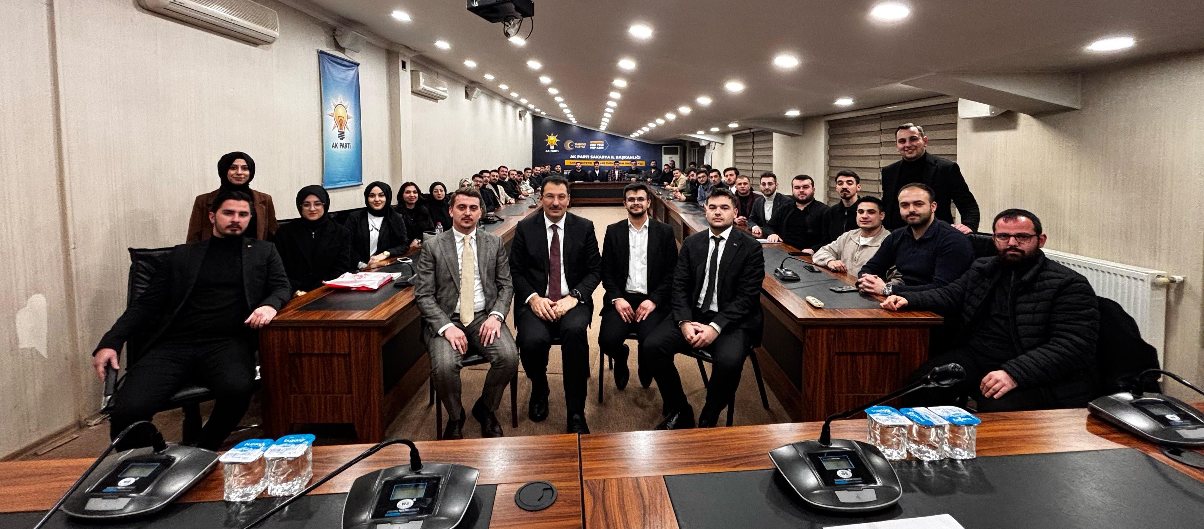Gençlik Çalışmalarında Kararlılık Vurgusu