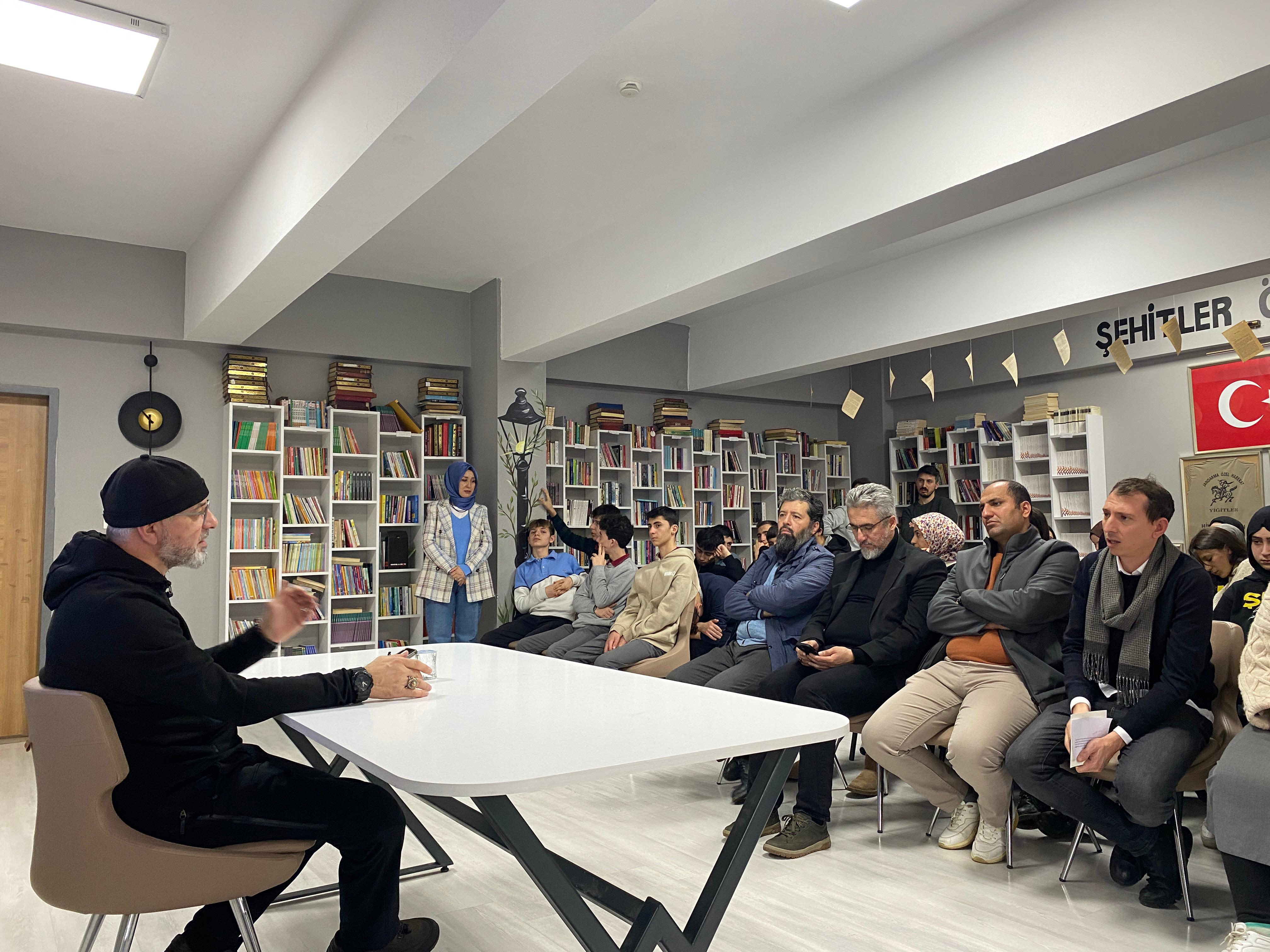 İmam Hatip’te Suriye Konuşuldu