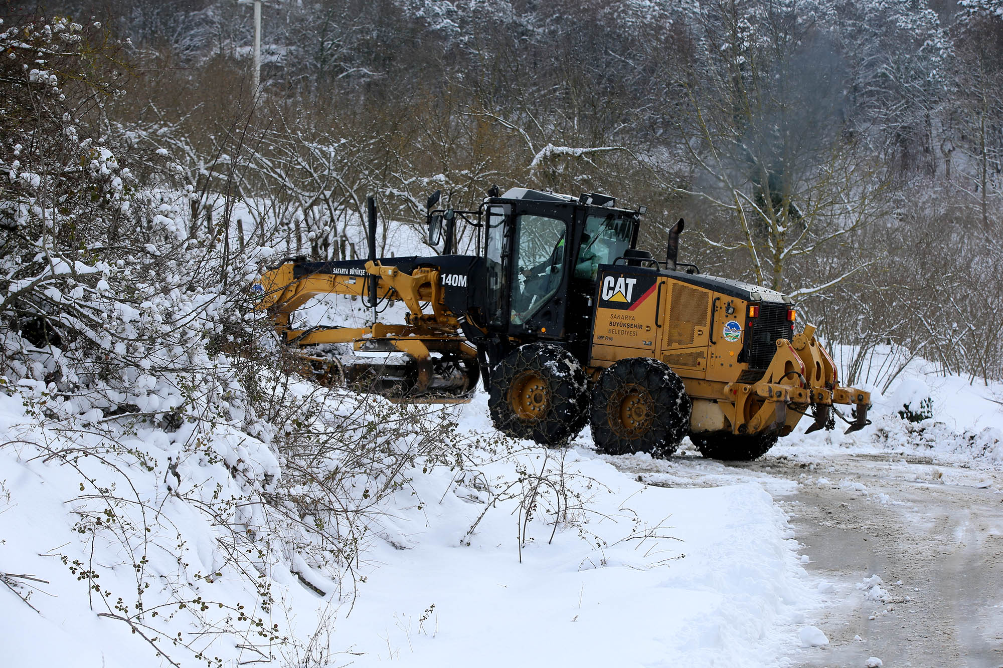 25 grup yolu ulaşıma açıldı