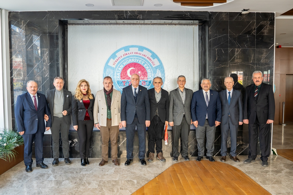 Akademisyenlerinden Bayraktar’a ziyaret