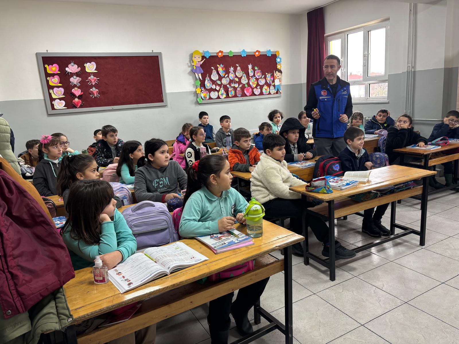 Karasu okullarında afet seferberliği