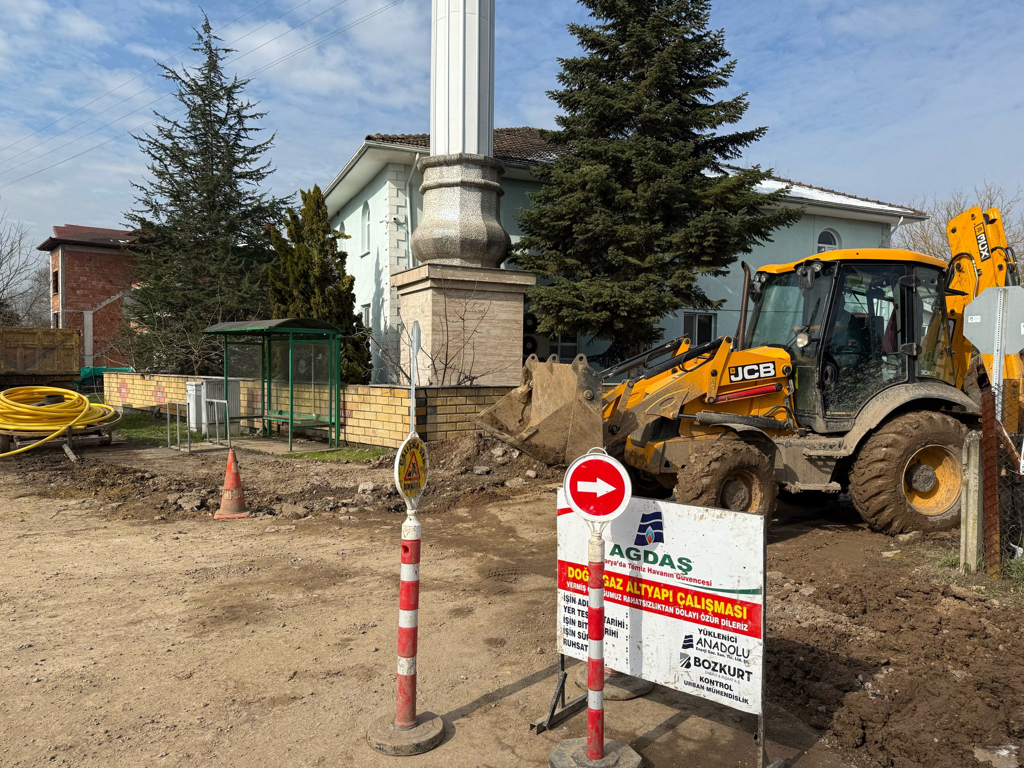 HENDEK'TE DOĞALGAZSIZ MAHALLE KALMAYACAK