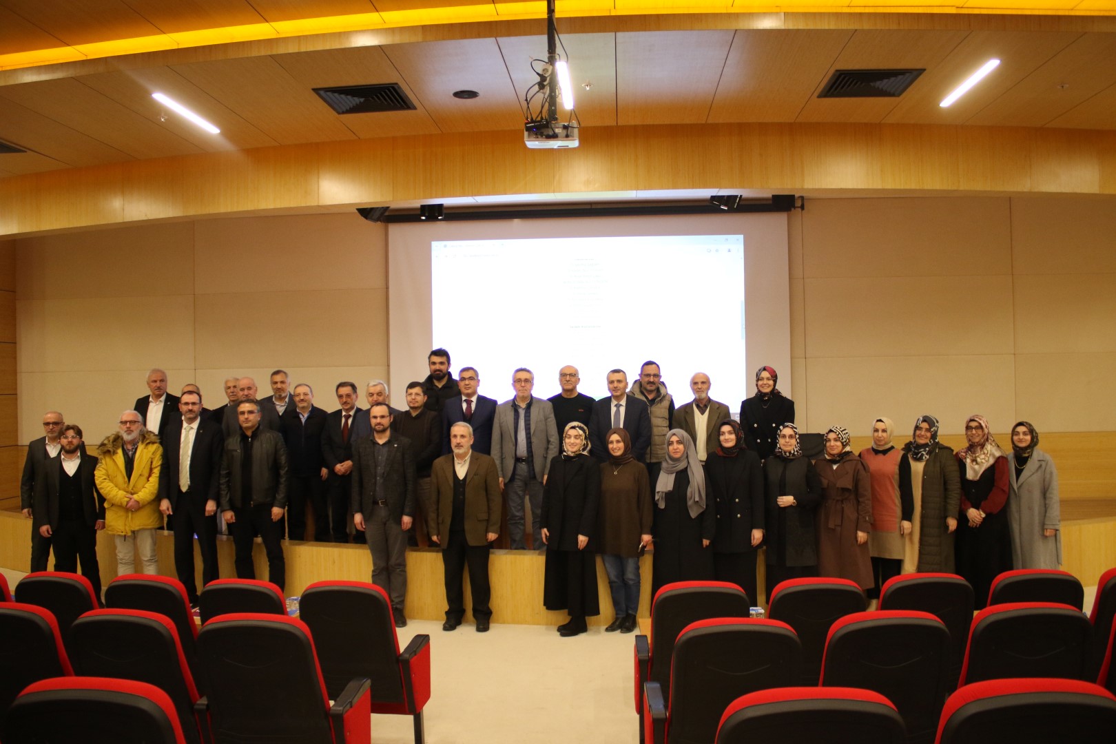 İlahiyat fikrinin ortaya çıkışı nasıl oldu