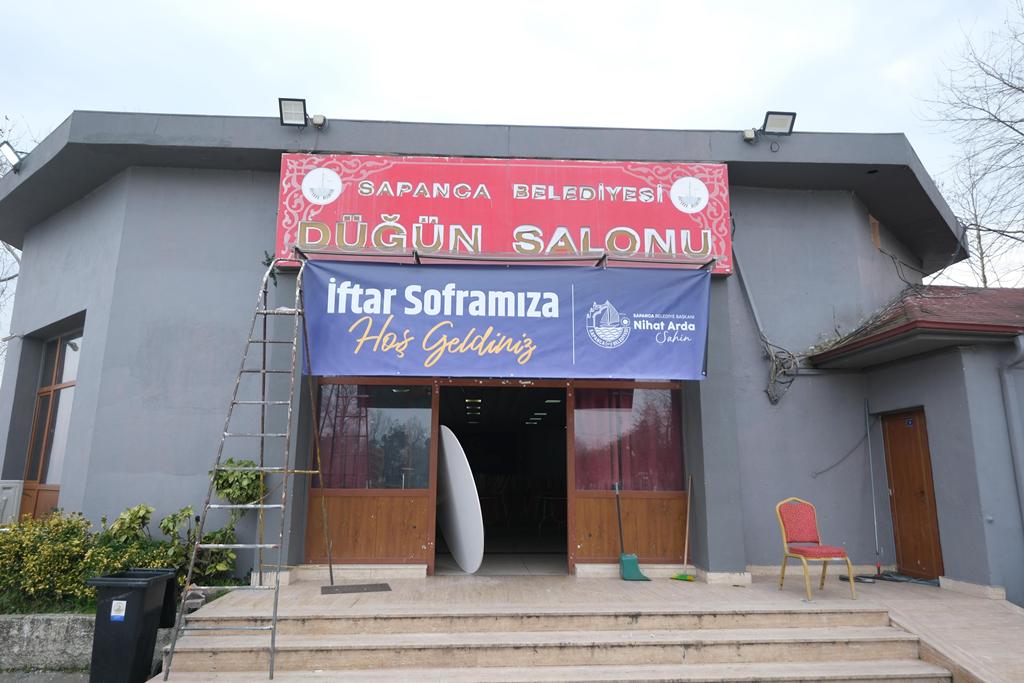 Sapanca'da her akşam iftar daveti var