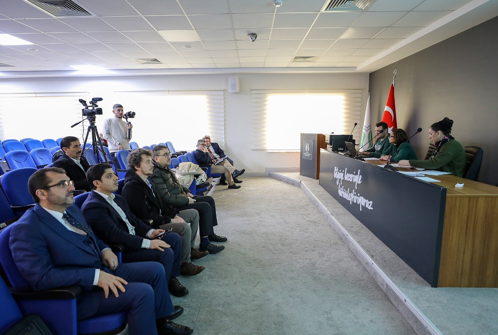 SUBÜ’de yüzlerce öğrenciye iş imkânı sağlandı