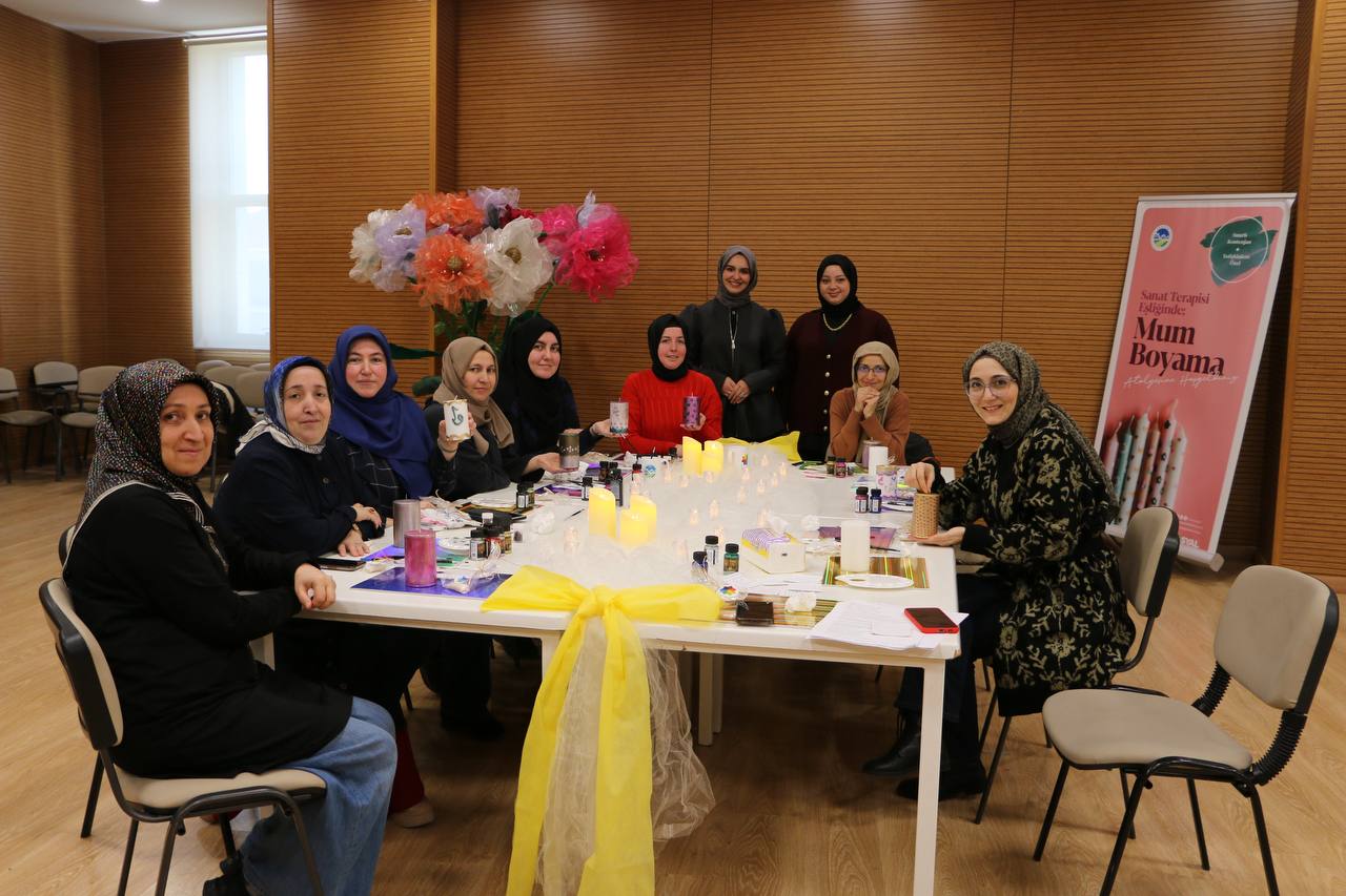 Terapi gibi sanat atölyesi