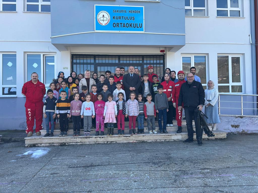 ÖĞRENCİLERE AFET BİLİNCİ AŞILANDI