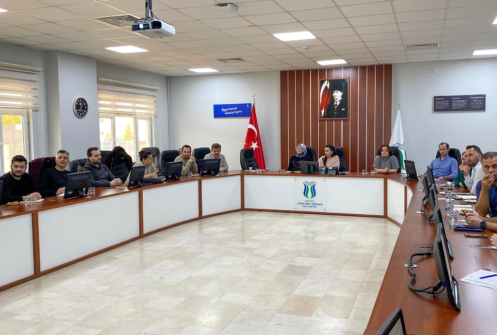 SUBÜde bilgi tazeleme eğitimleri