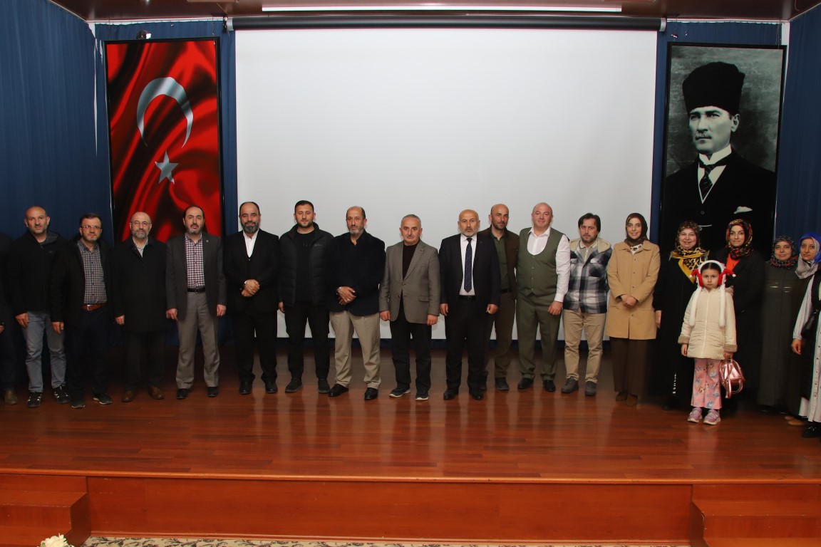 TİCARET MERKEZİNDE GÖNÜL SOHBETLERİ