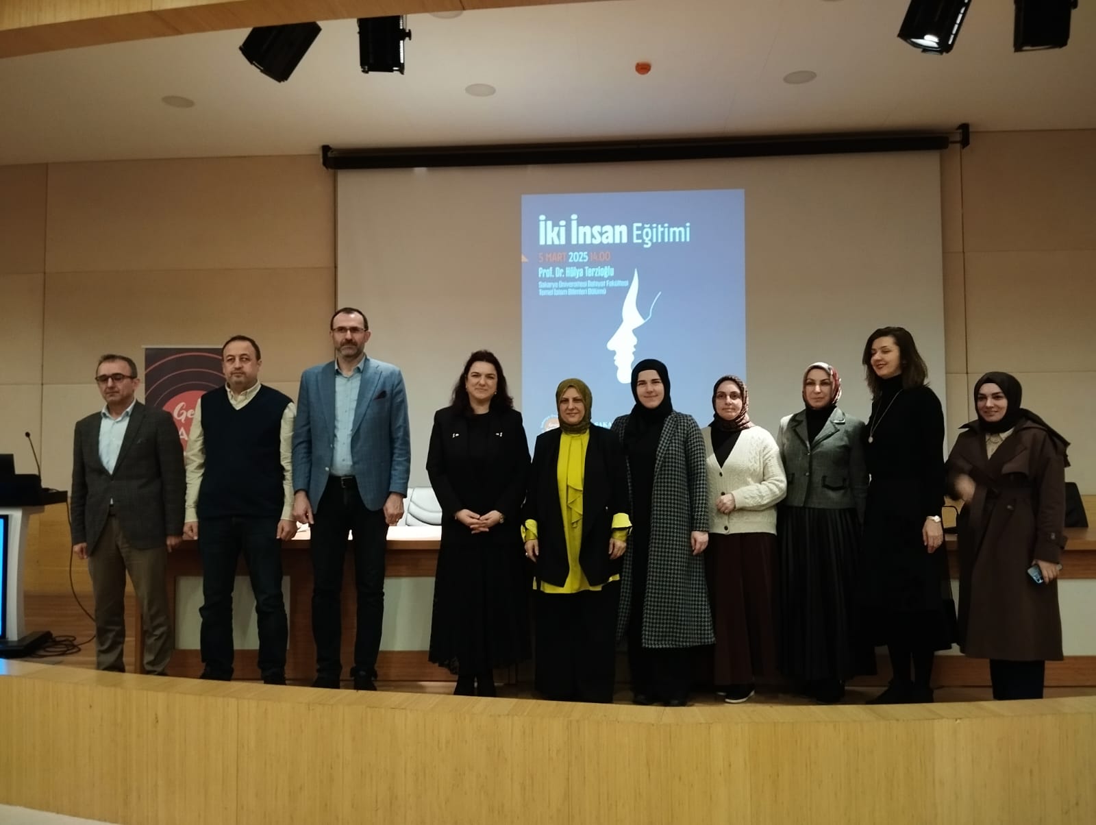 İlahiyat Fakültesi'nde “İki İnsan” Konuşuldu