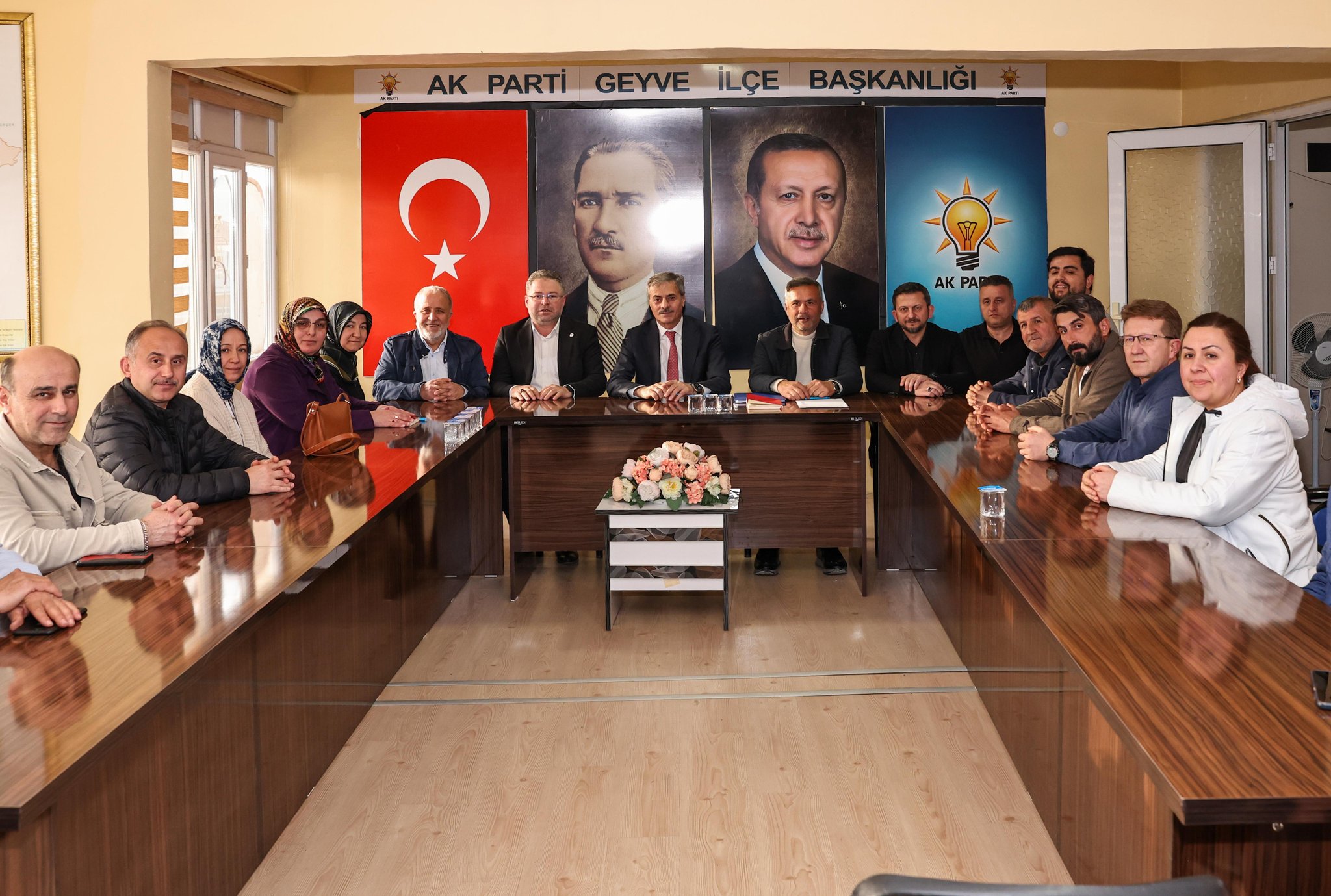 Geyve için güzel yarınları birlikte inşa edeceğiz