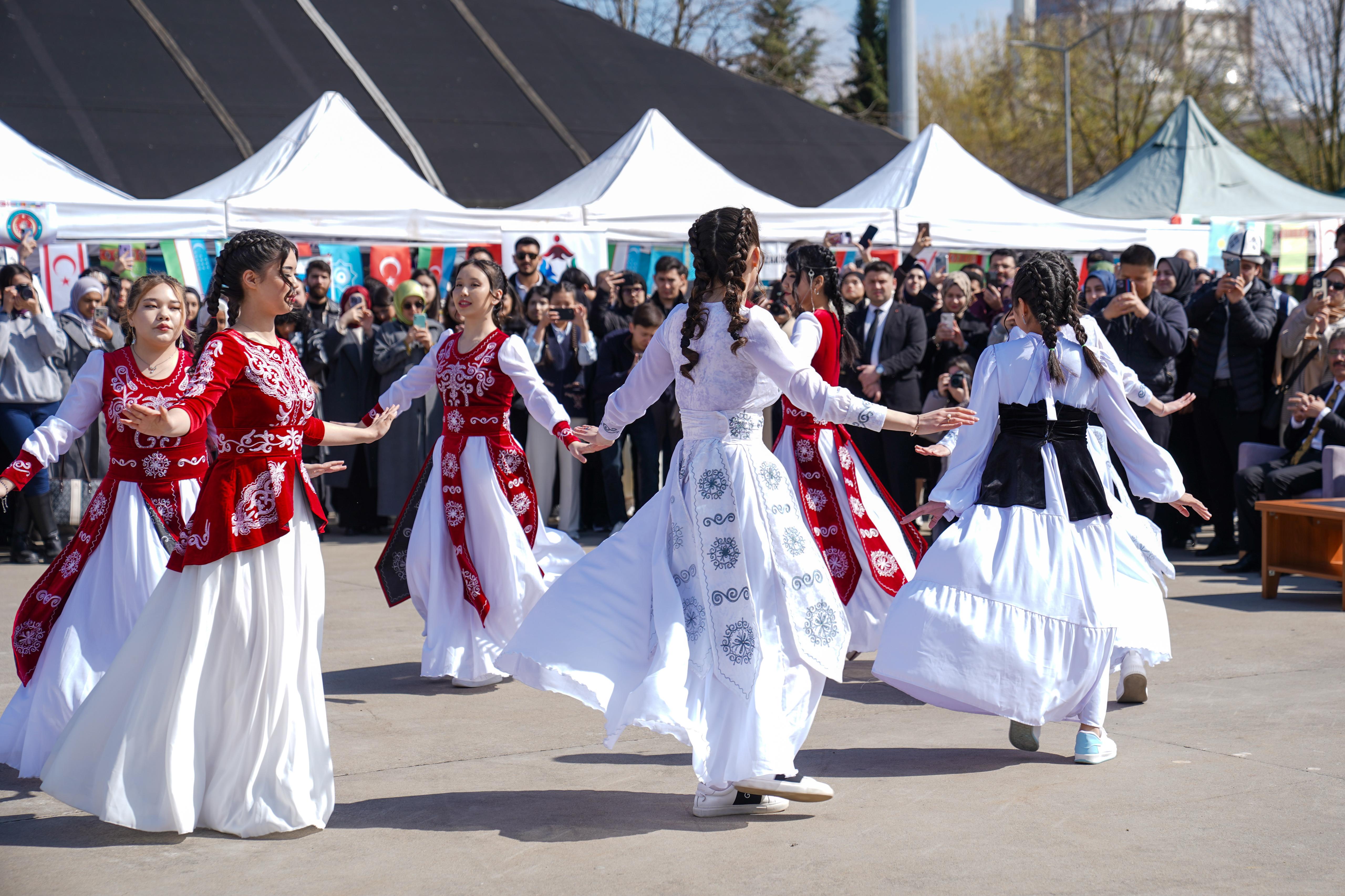 Sakarya Üniversitesinde Nevruz Coşkusu