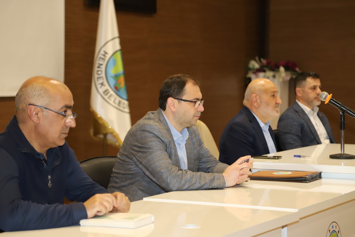 HENDEK'TE BELEDİYE HAMAMI KİRALANDI