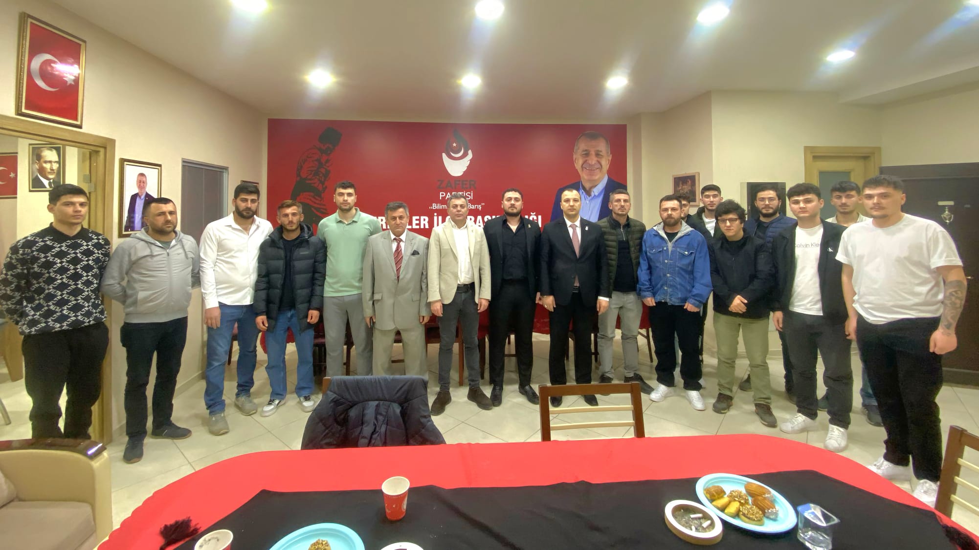 Özcan’dan Erenler’e ilk ziyaret