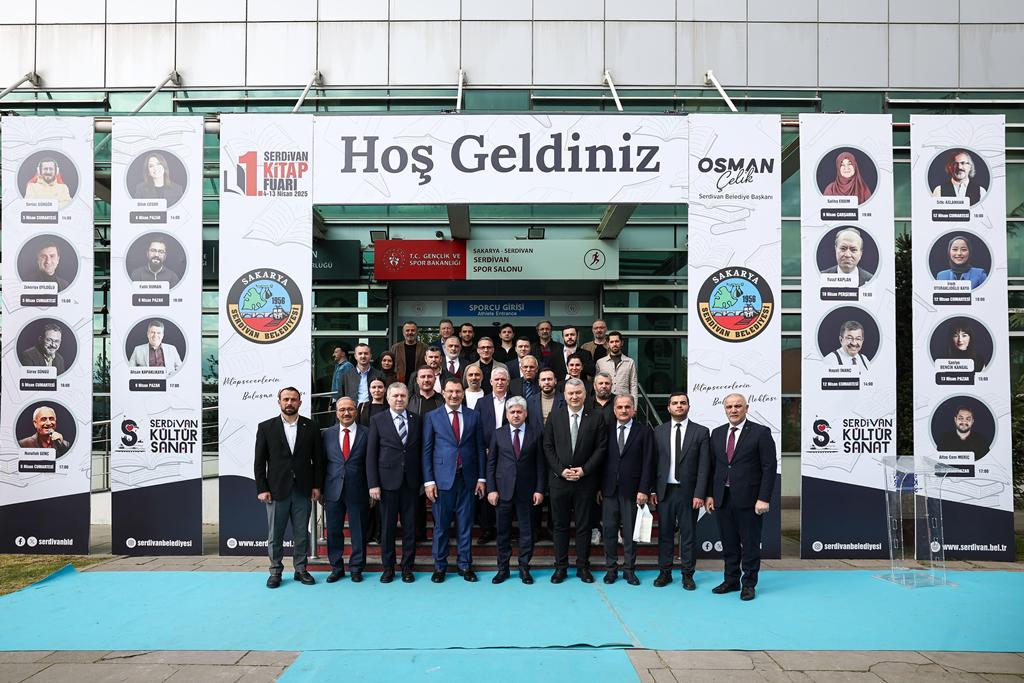 Sakarya'nın En Büyük Kitap Fuarı Açıldı