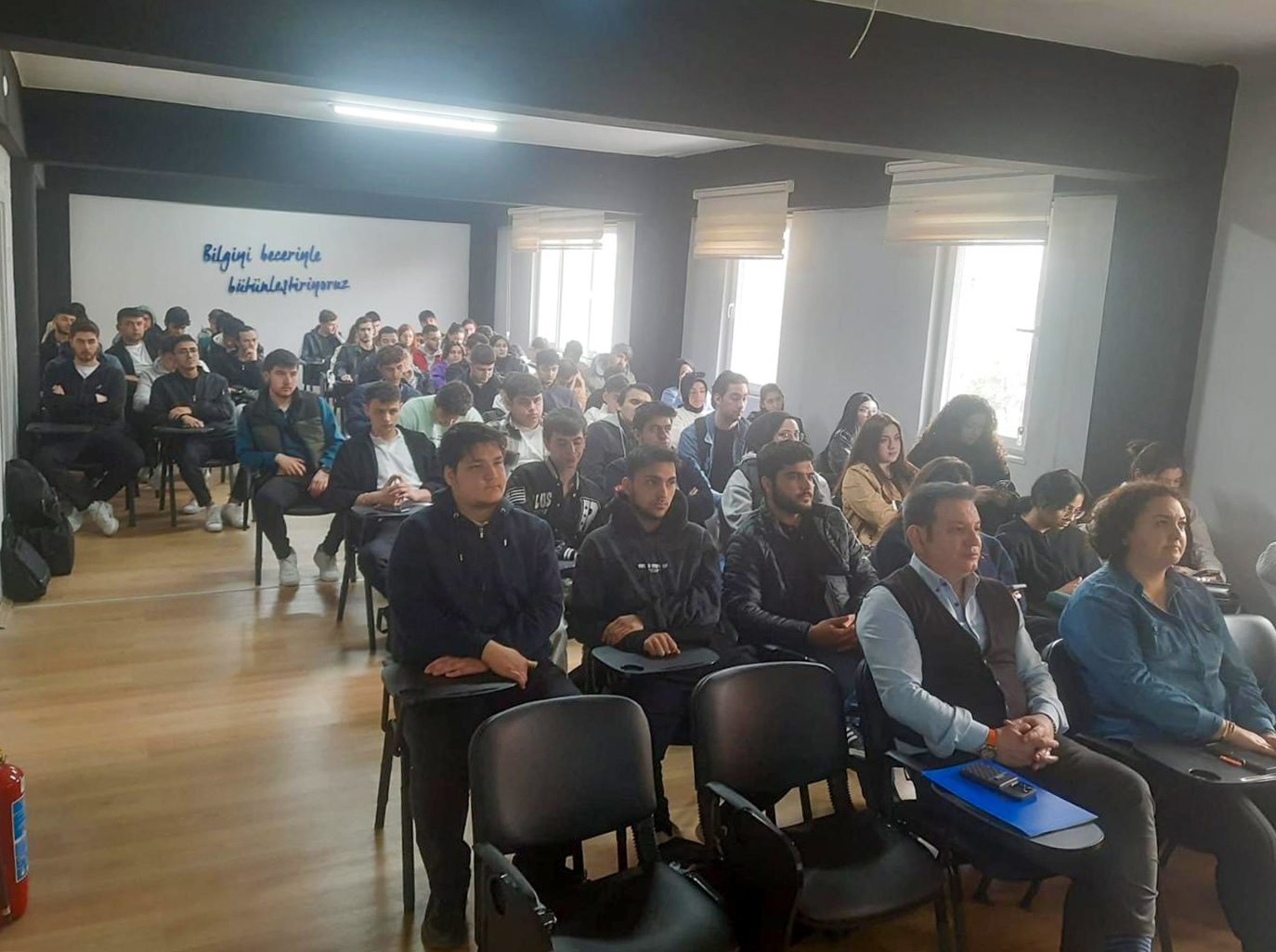 Hendek MYO’da eğitim semineri