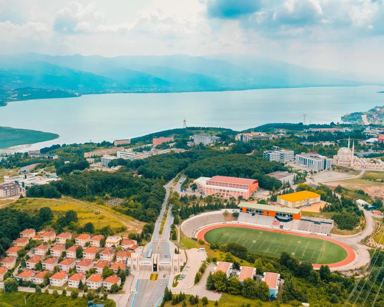 SAÜ'de İş ve Aile Dinamikleri İncelendi