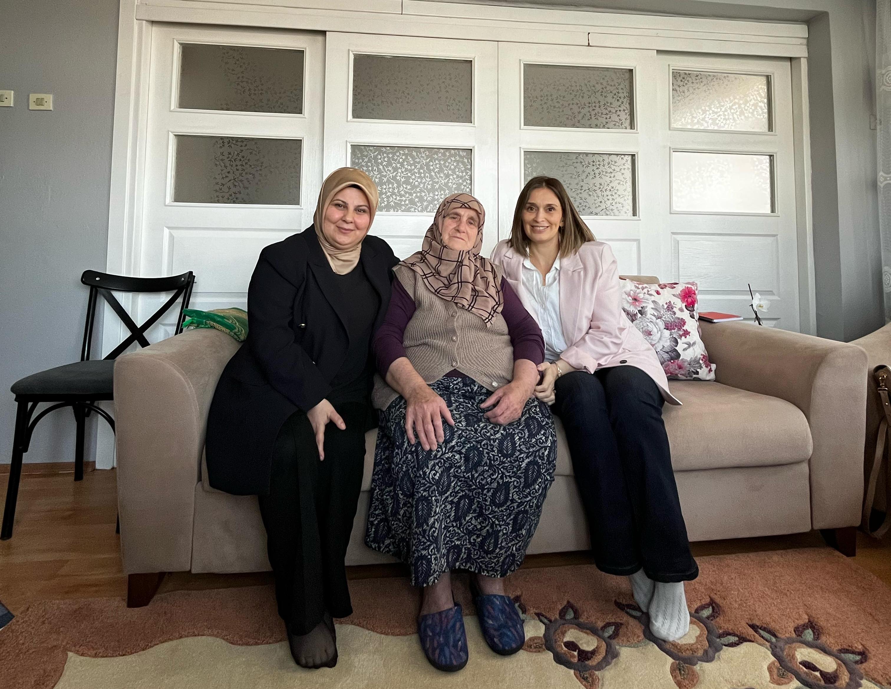 Şehit Annelerine Anlamlı Ziyaret