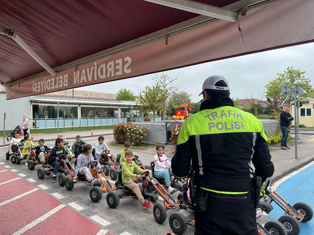 Miniklere Trafik Bilinci Aşılandı