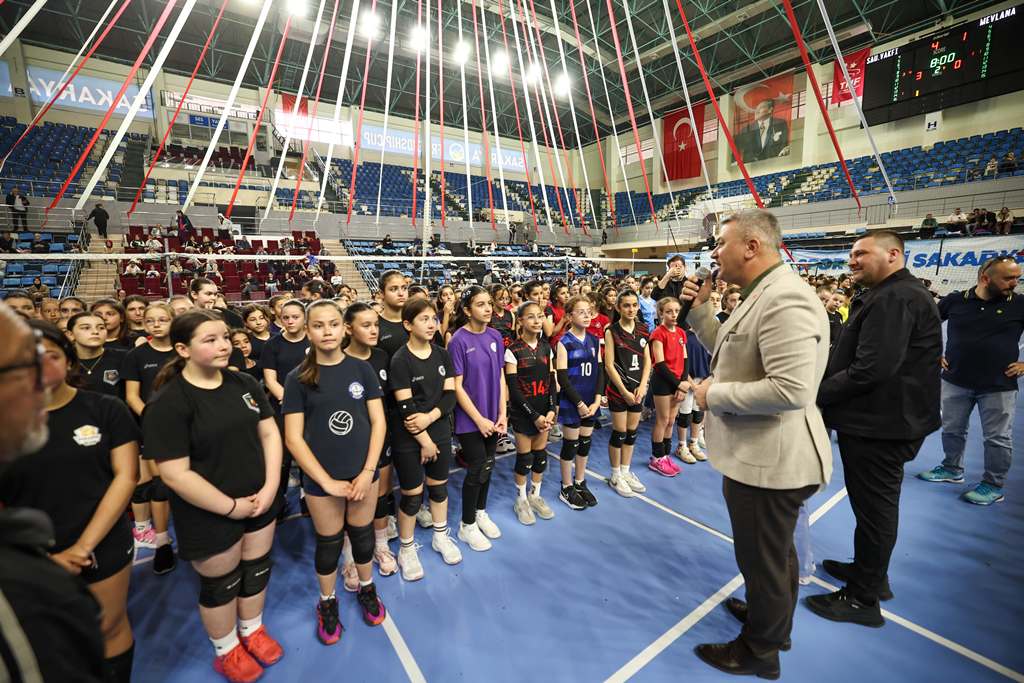 Çocuklar Bayrama Sporla Renk Kattı