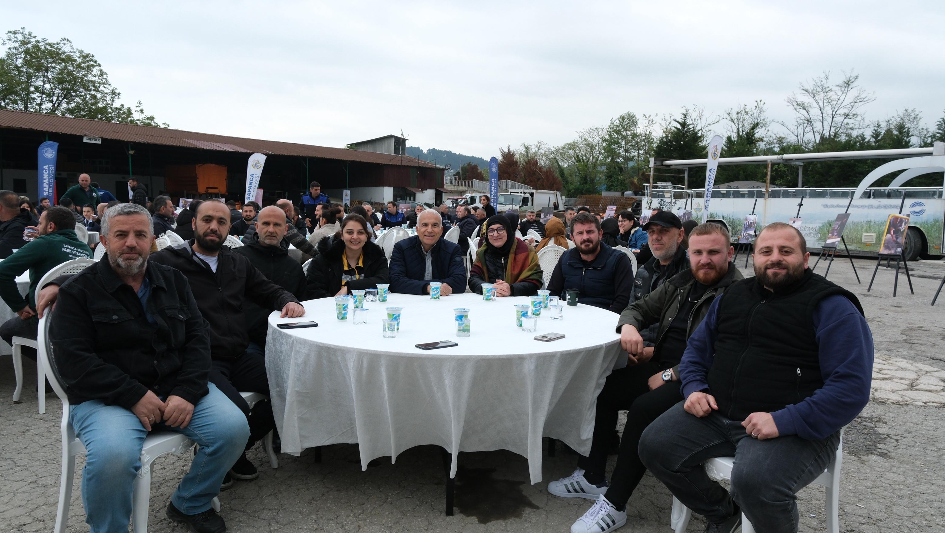 Emek Dayanışma ve Vefa Aynı Sofrada