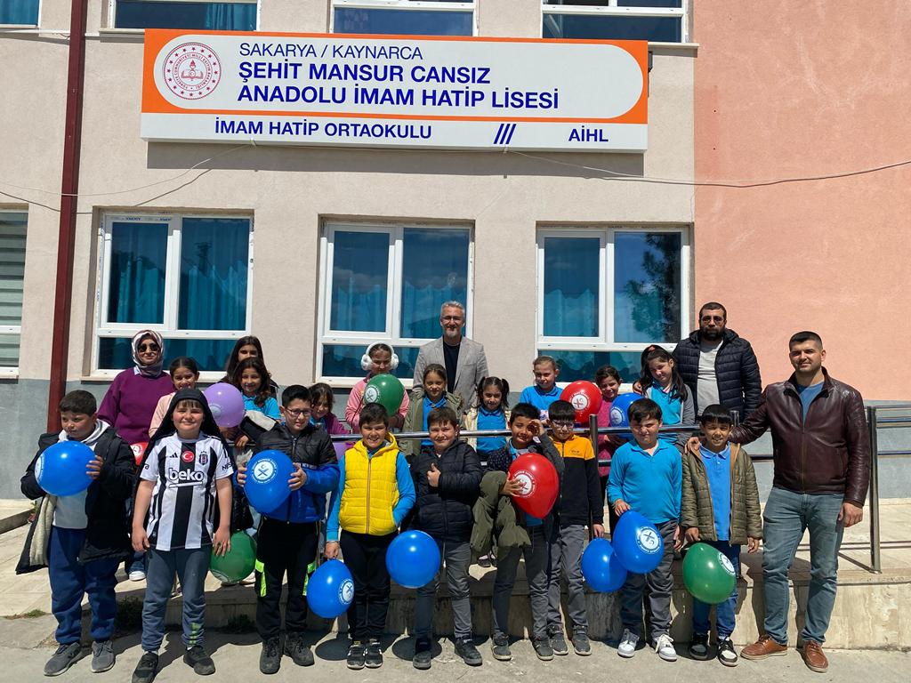 Küçükler İmam Hatipi Çok Sevdiler