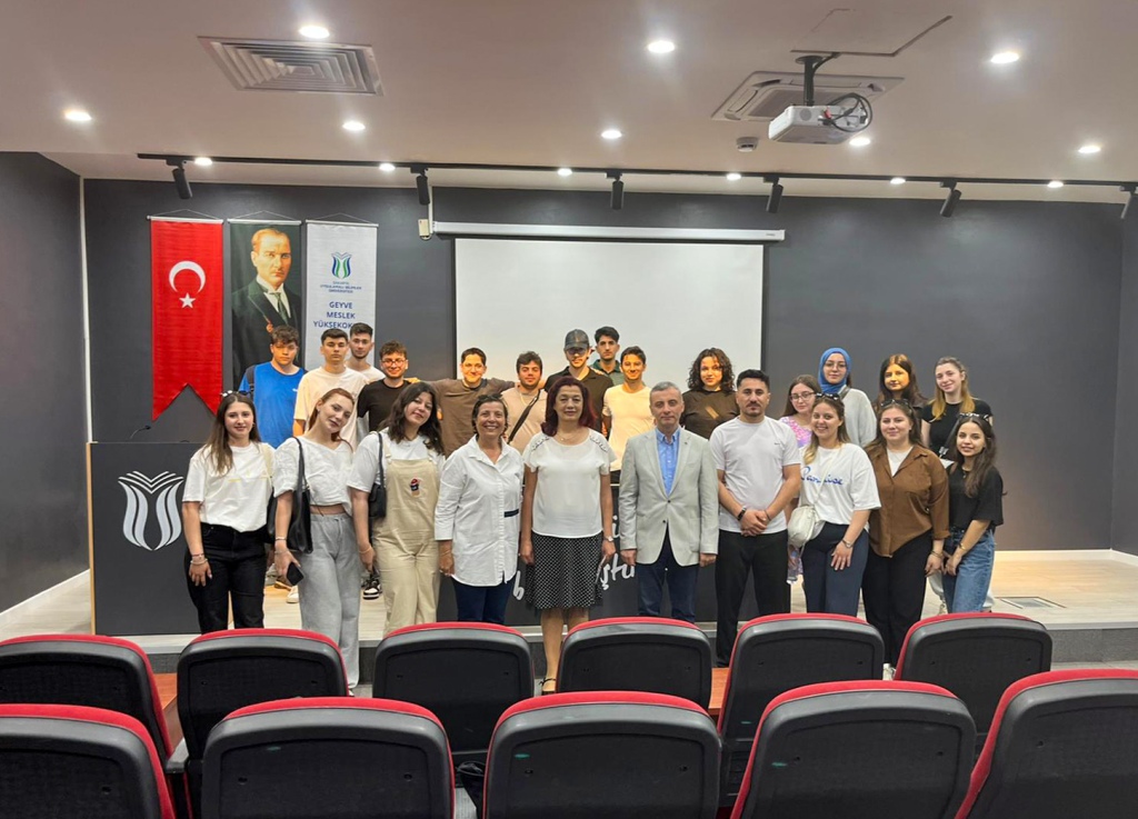 Geyve MYO’da Kariyer Zirvesi