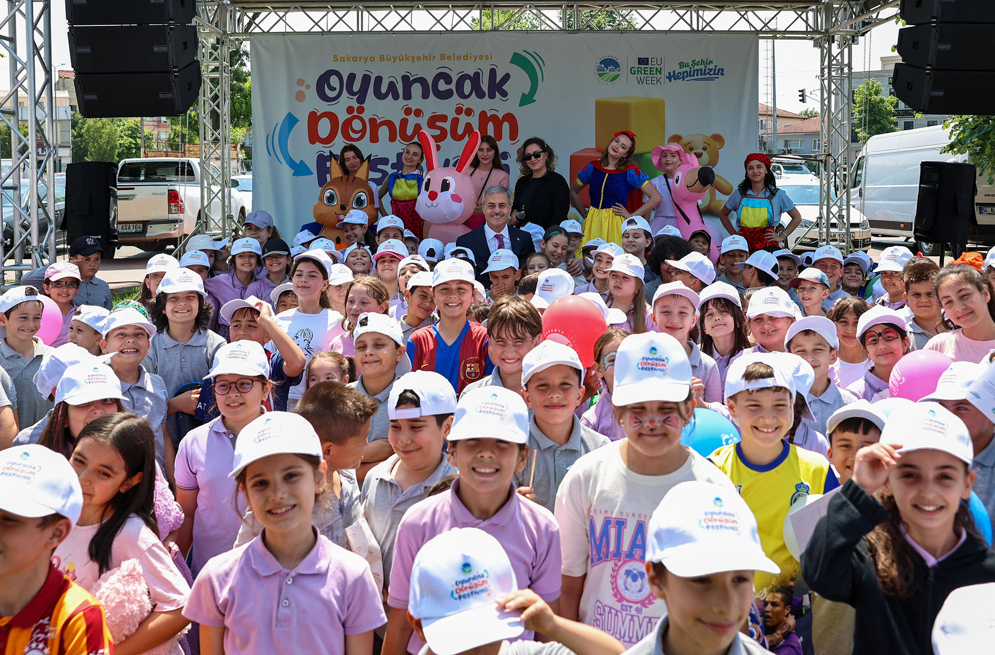 Oyuncak Festivali’nde rengarenk buluşma