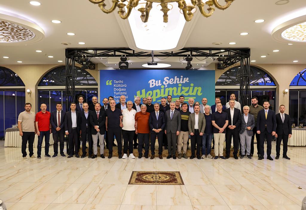 Sakaryaspor’un yarınları için şehir kenetliyor