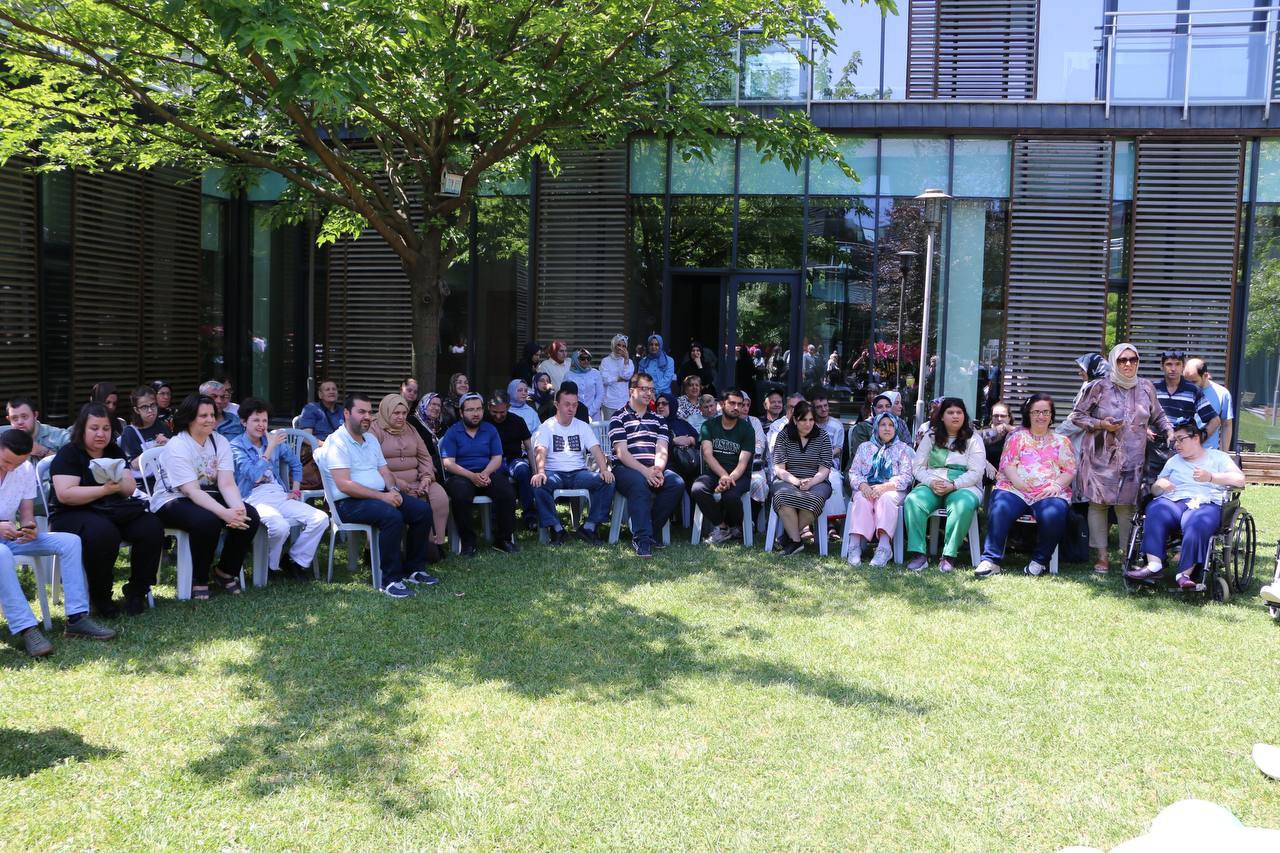 SGM öğrencilerinin karne sevinci