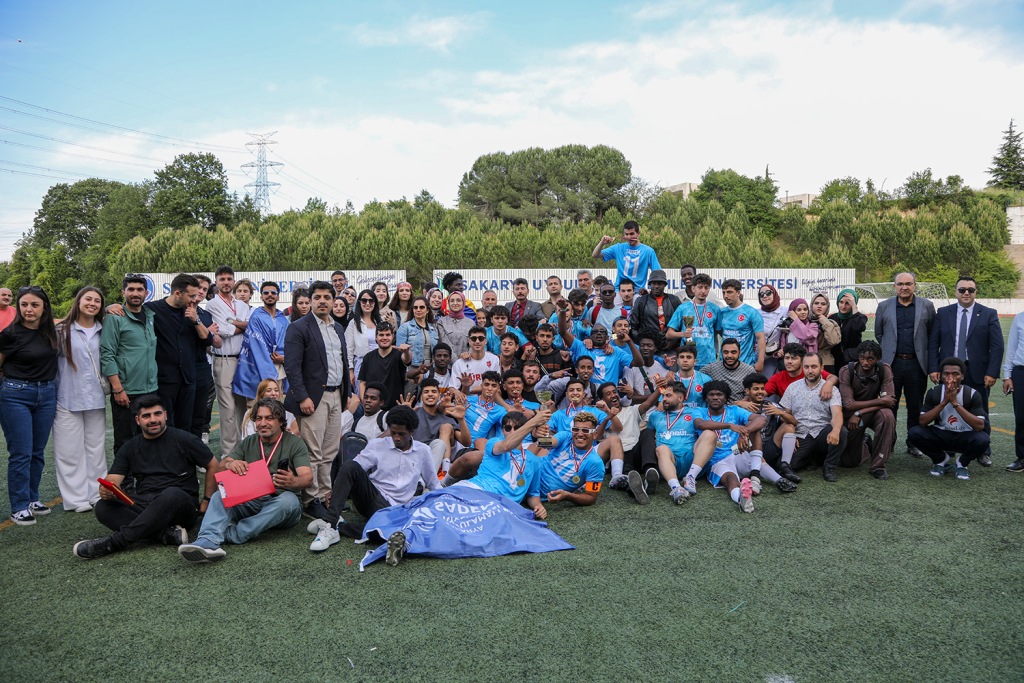 SUBÜ-LİG Futbol Turnuvası şampiyonu SADEM