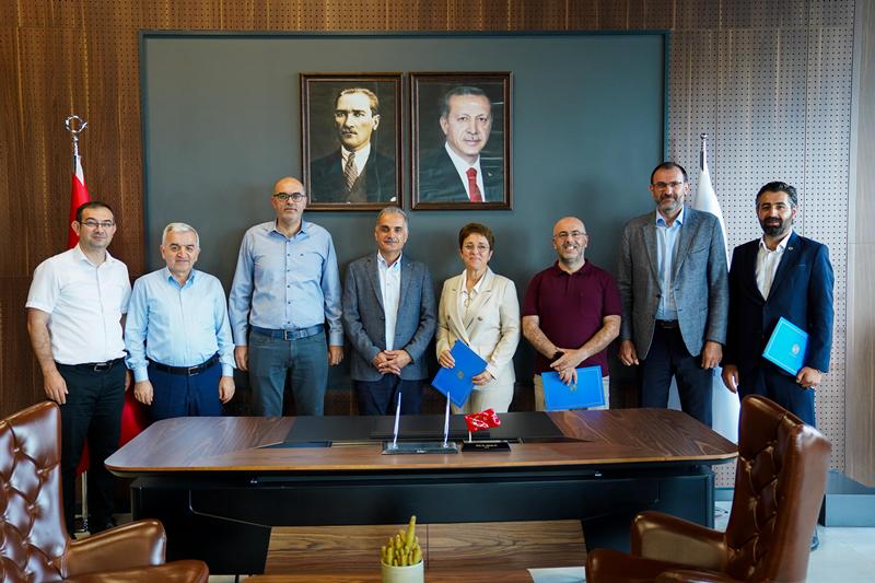 SAÜ yayınlarında ilk ulusal başarı