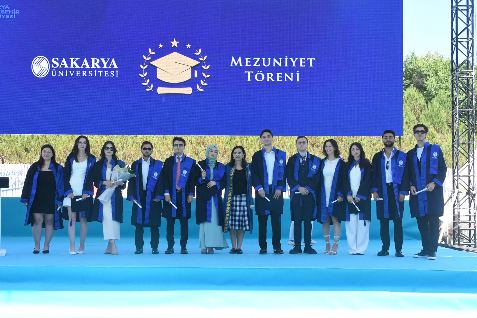 Hukuk Fakültesi ve Adalet MYO mezunları uğurladı