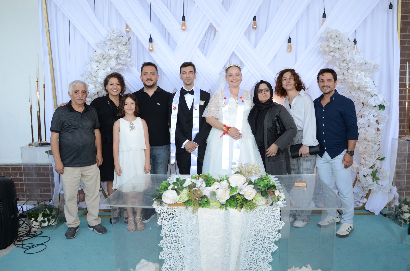 Lise Arkadaşları Evlendi
