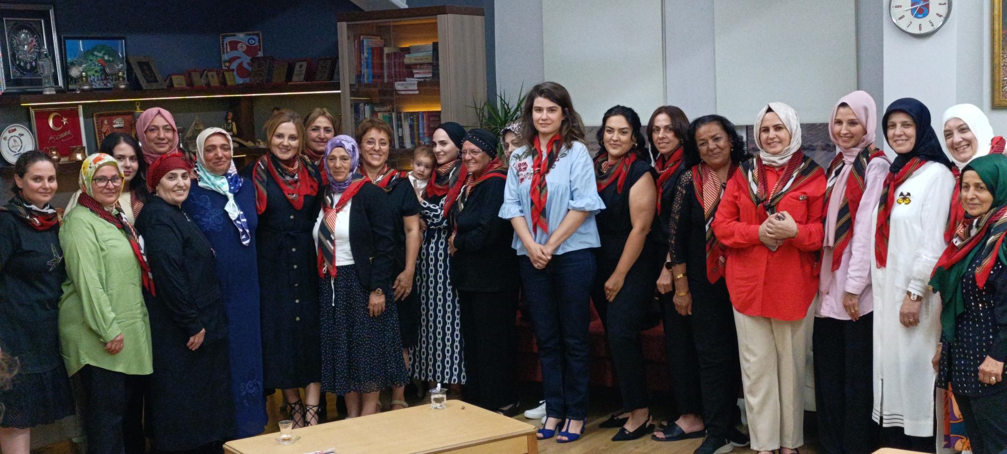 Trabzonlu Kadınlar Yeni Başkanlarıyla Buluştu