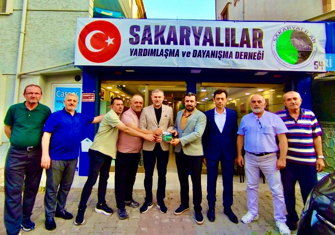 Akif Yener’den İstanbul çıkarması