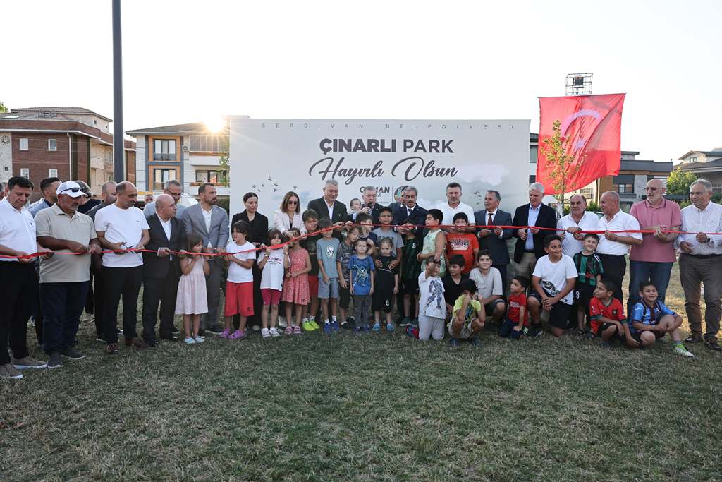 Çınarlı Park Hizmete Açıldı