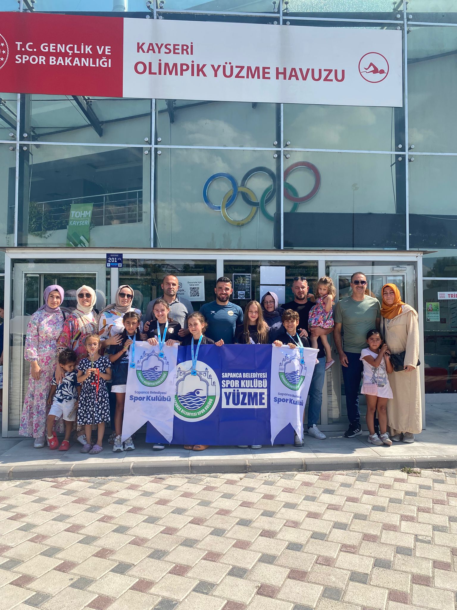 Çocuklarımızla Gurur Duyuyoruz