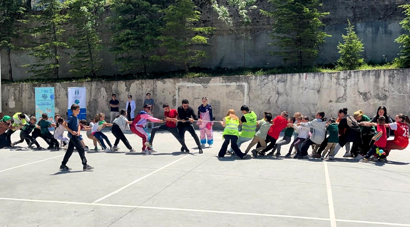 Minikler hem eğlendi hem öğrendi