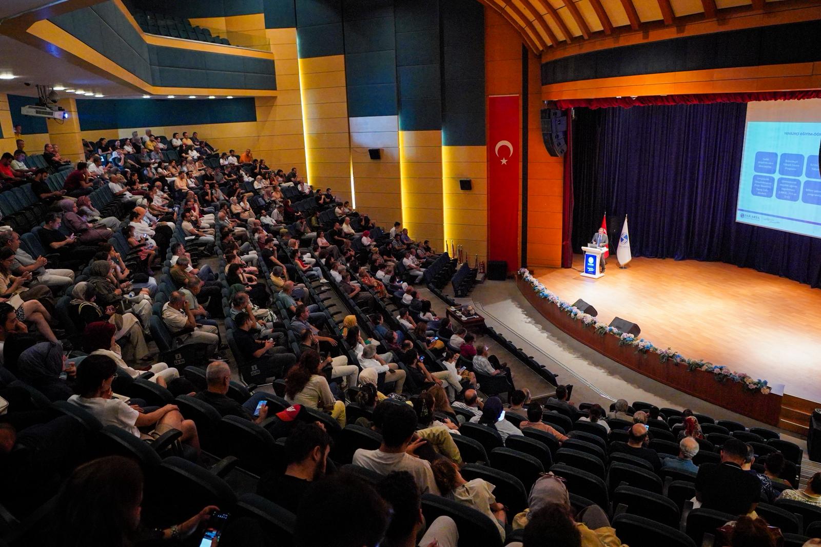 Sakarya Üniversitesi Öğretmenlere Tanıtıldı