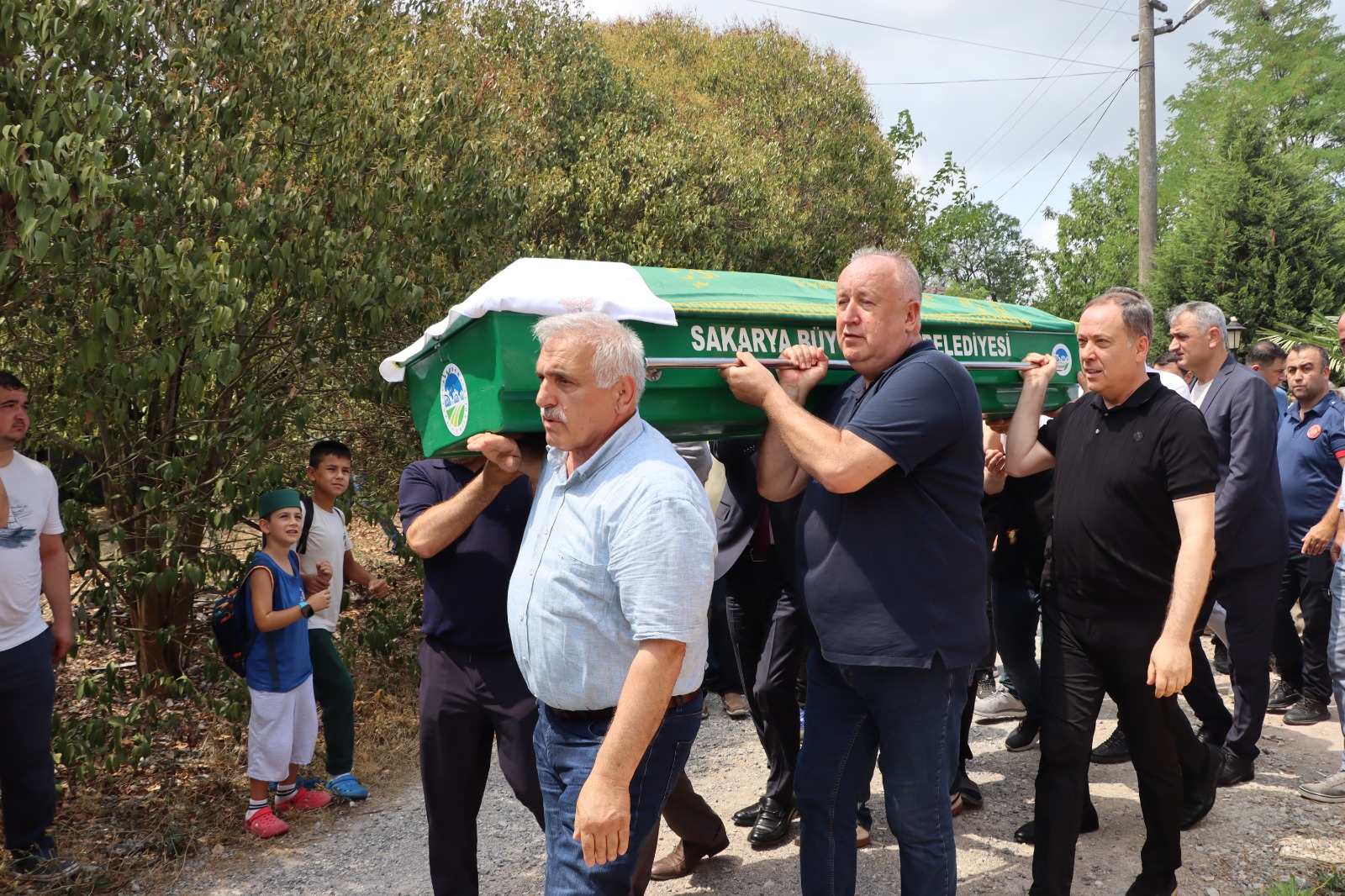 Necmettin Alper son yolculuğuna uğurlandı