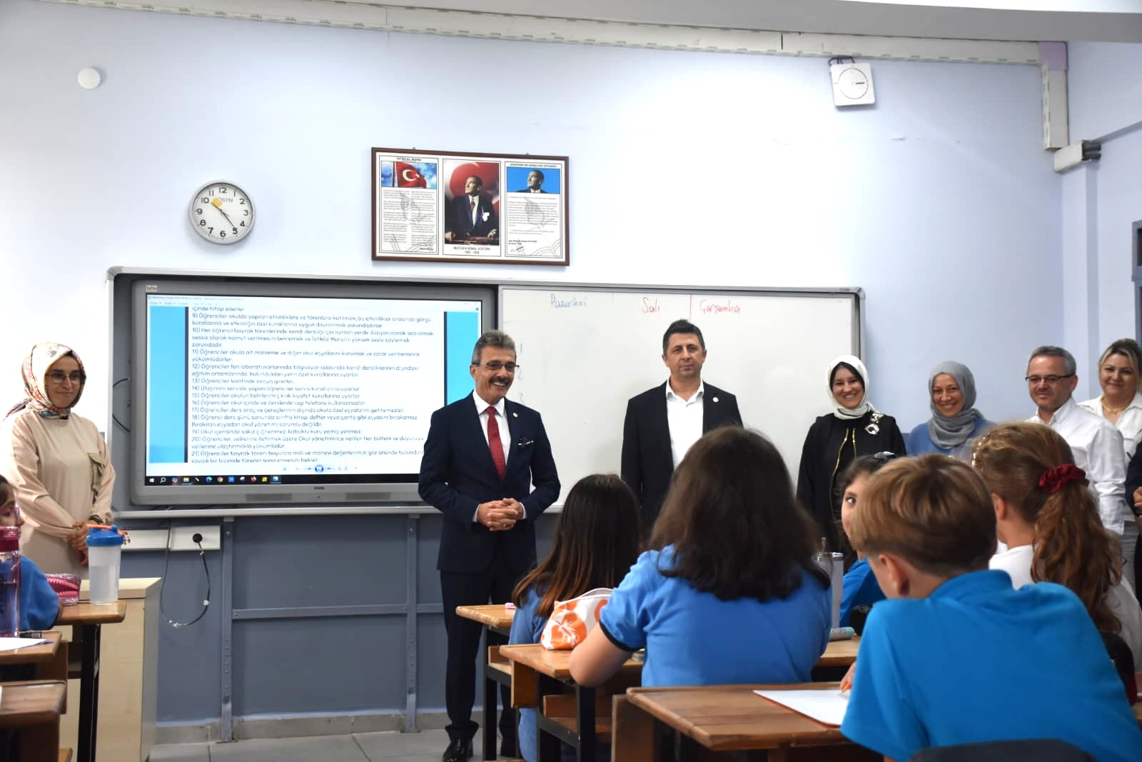 BAŞKAN ŞENOL DİNÇ ÖĞRENCİLERLE