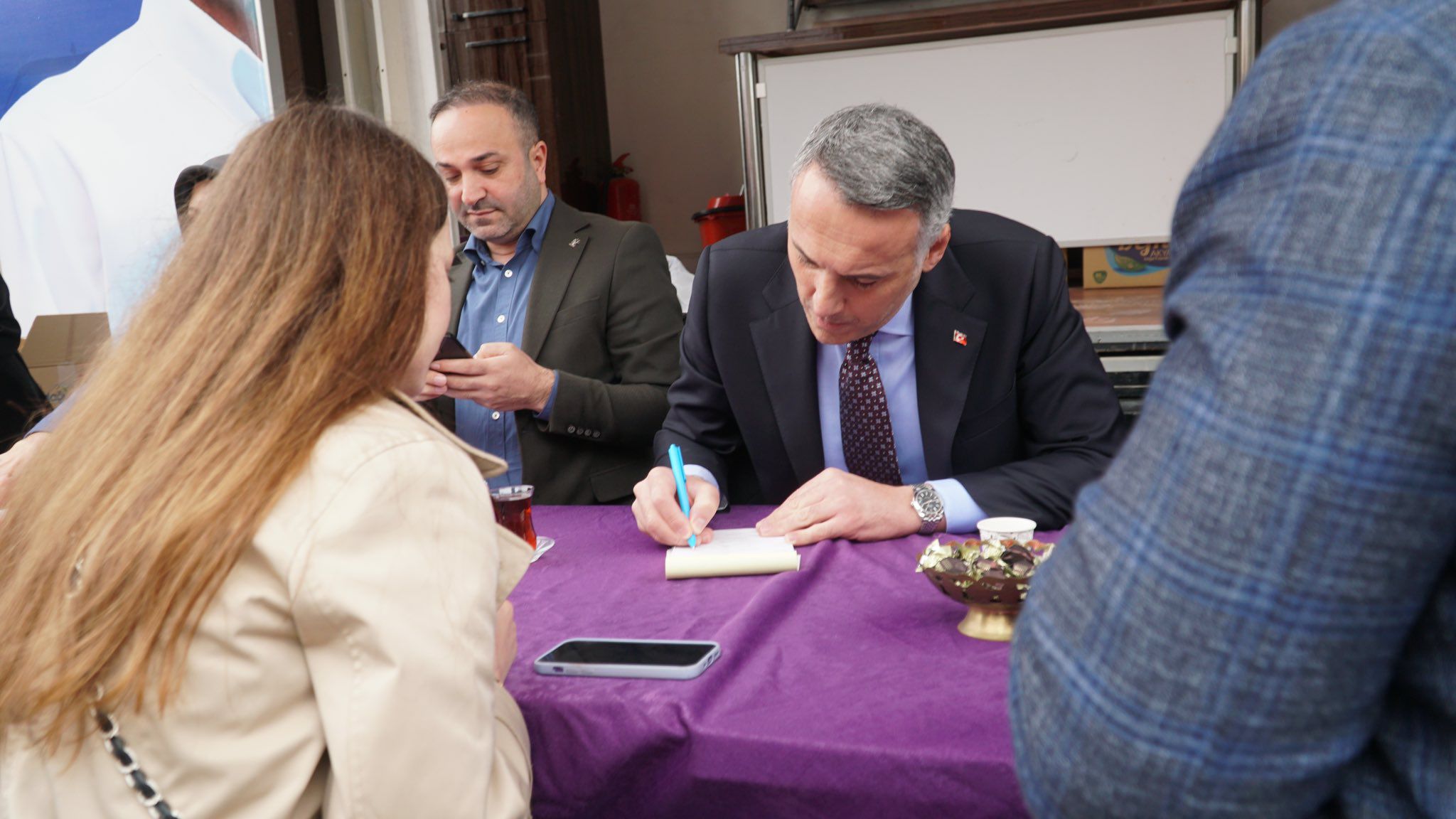 AK Parti'den üye sefeberliği