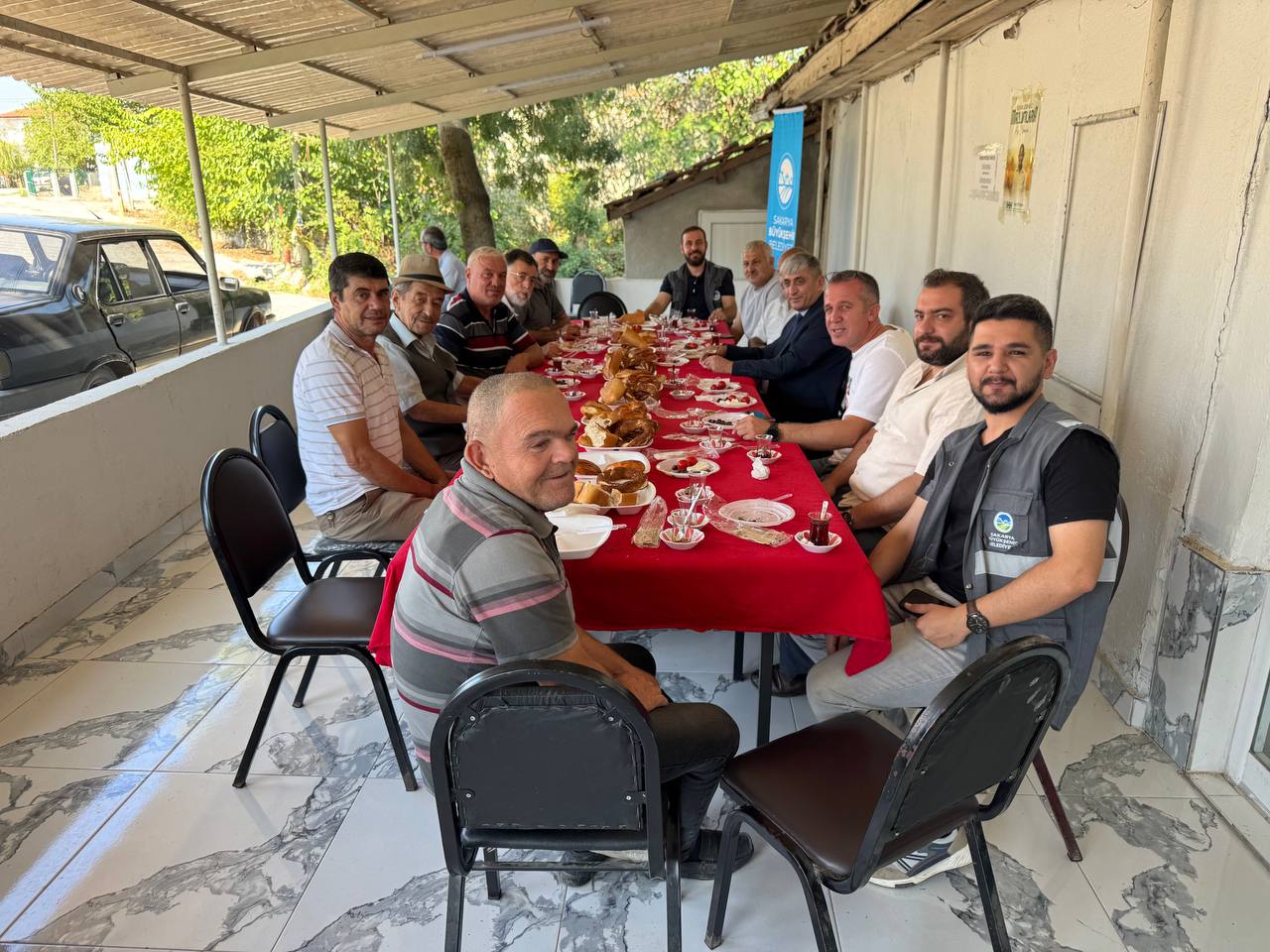 Mahalle gönüllüleri sahaya tarıyor